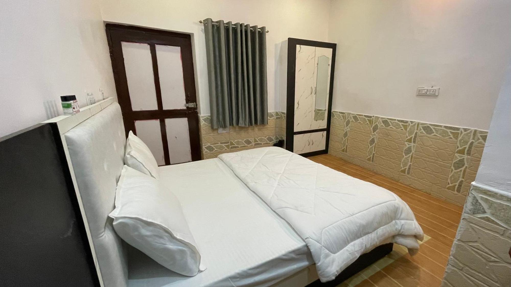 פושקאר Lazy Staytion מראה חיצוני תמונה